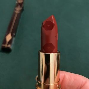 Charlotte Tilbury lipstick scarlet spell